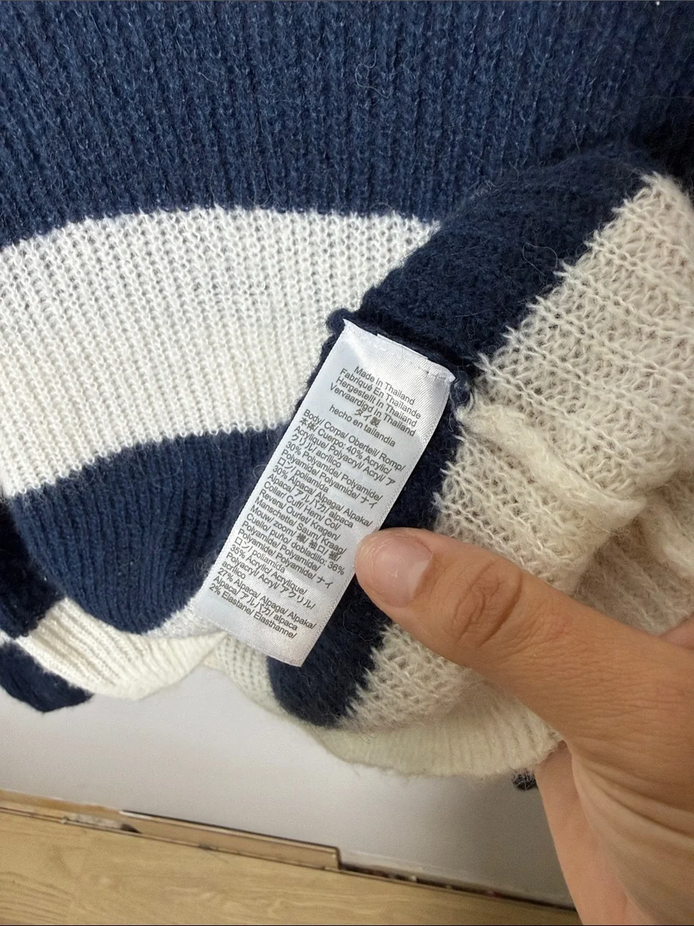 Madewell Navy and Cream Wide-Stripe Crewneck Sweater Size Medium